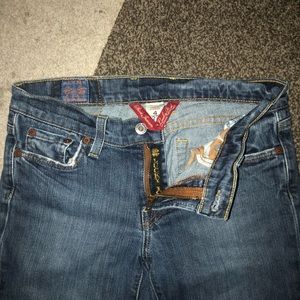 Lucky Jeans 4/27
